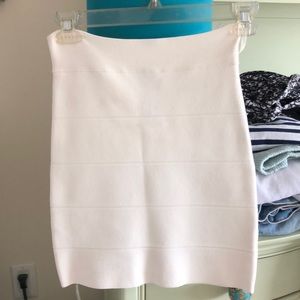 Barely worn bcbg pencil skirt